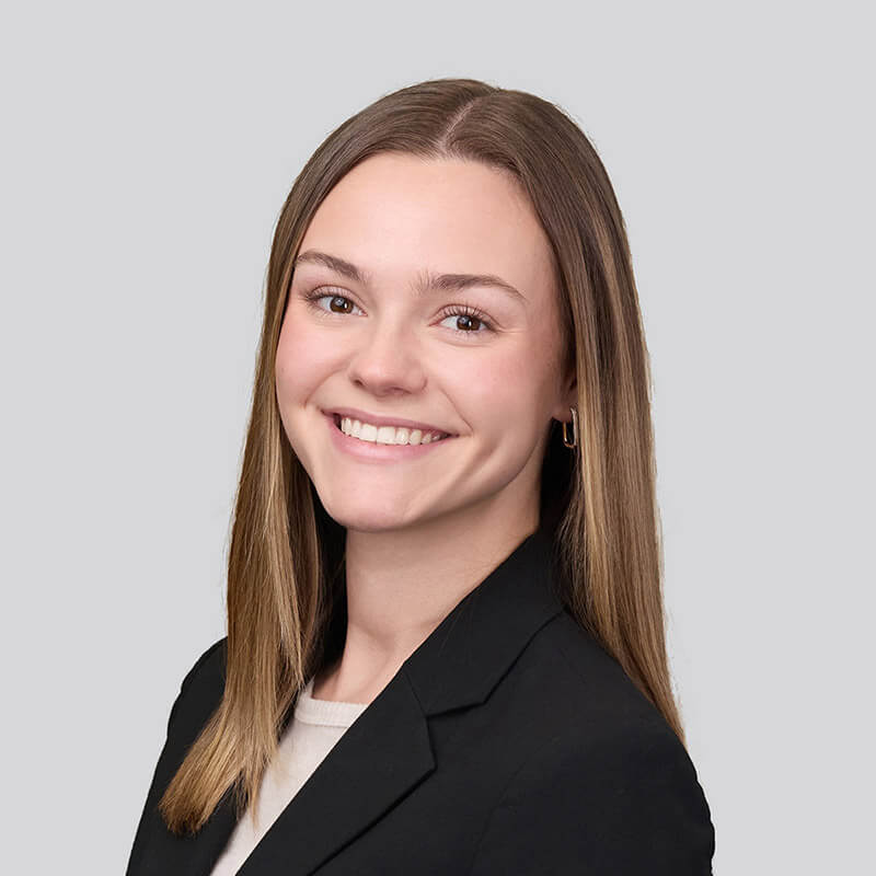 haley baldus headshot